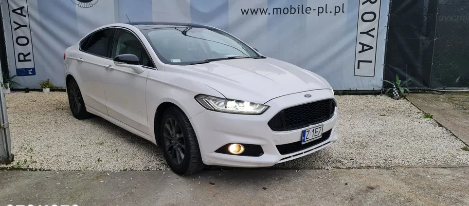 samochody osobowe Ford Fusion cena 79900 przebieg: 130750, rok produkcji 2017 z Września